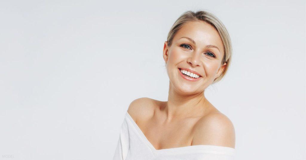 Smiling woman with smooth skin (model)